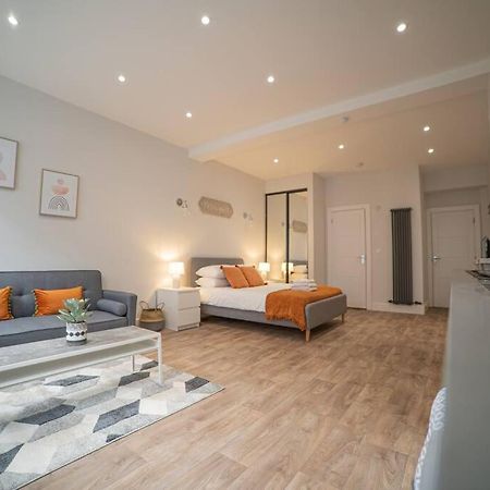 Luton Town Centre Apartments Luton (Bedfordshire) Exterior photo